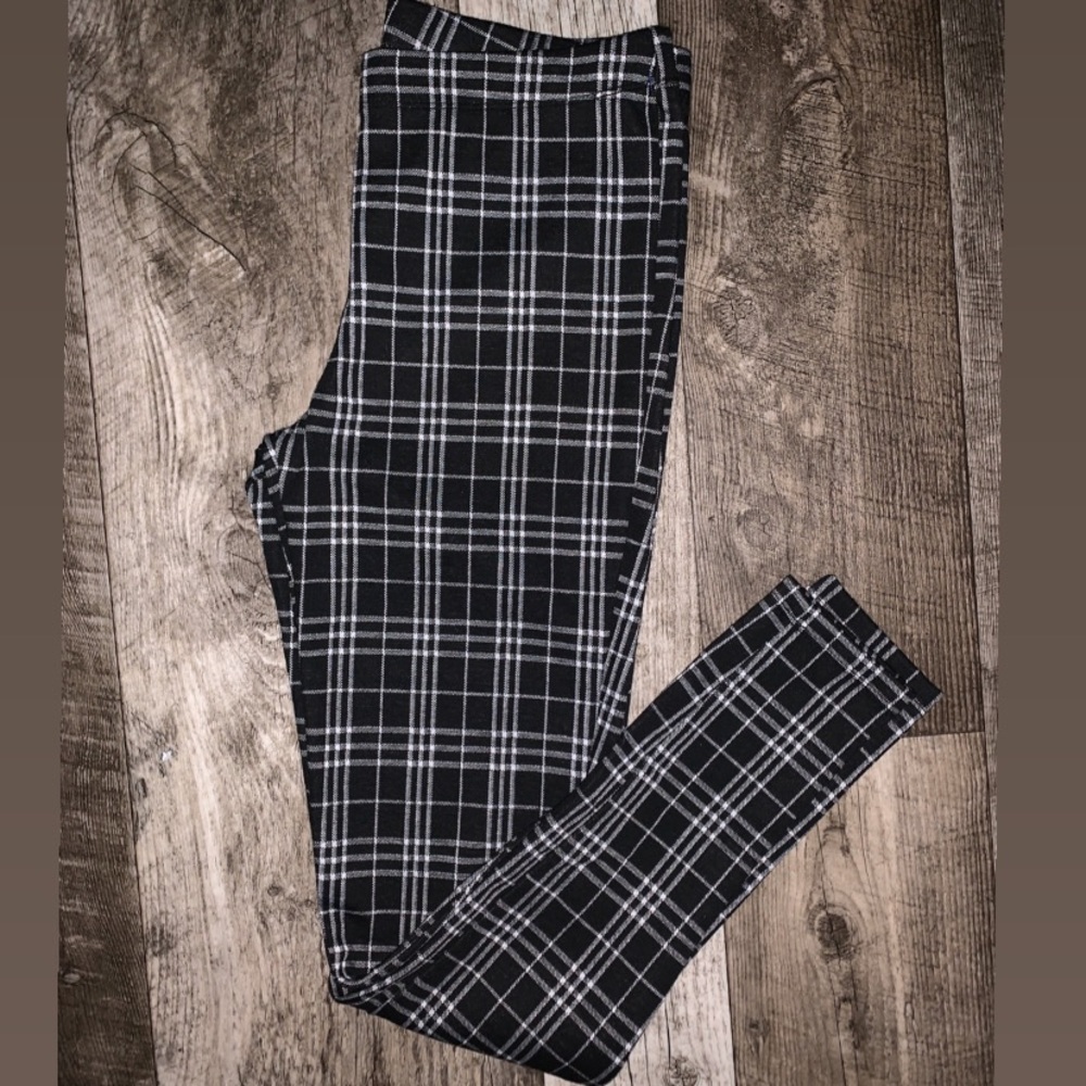 Forever 21 Plaid Leggings Size M